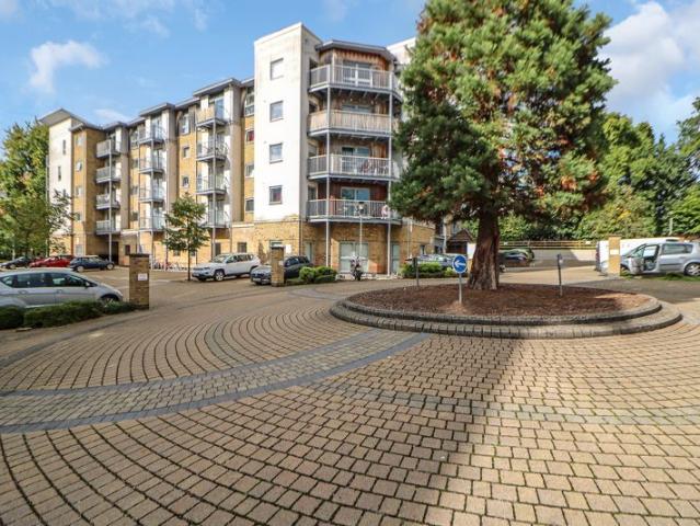 Apartment for rent in Farnborough, Hampshire