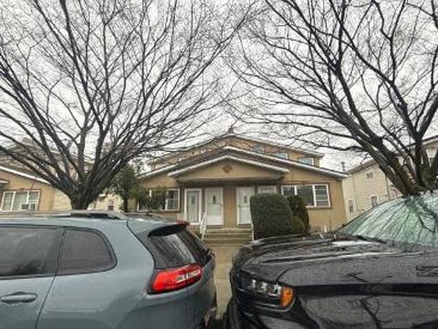House for sale in Queens, Arverne