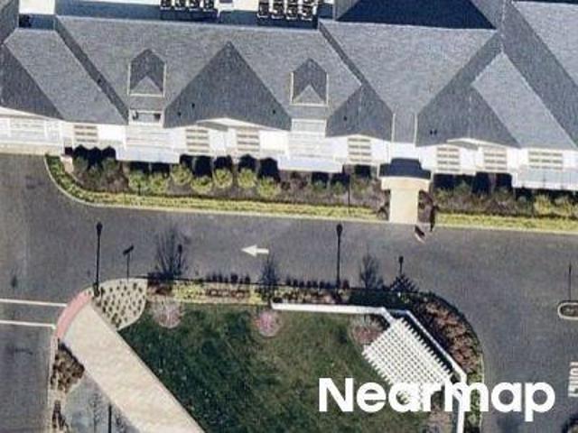 House for sale in Long Branch