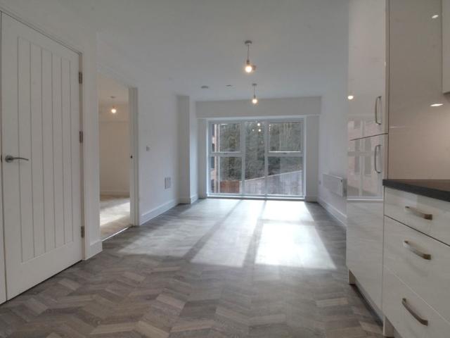 Apartment for rent in Rednal, West Midlands