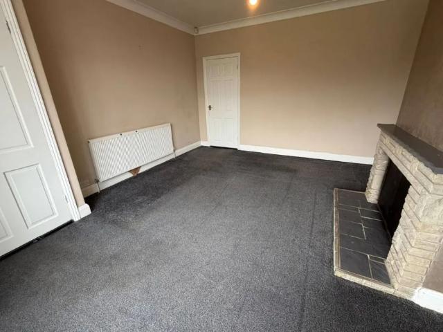 House for rent in Westwood Park, West Yorkshire