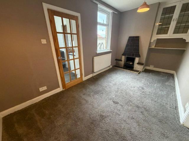 House for rent in Westwood Park, West Yorkshire