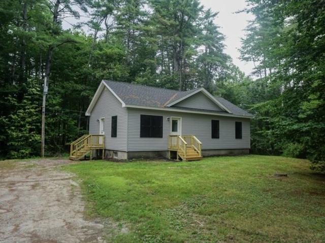 House for sale in Oxford, Maine