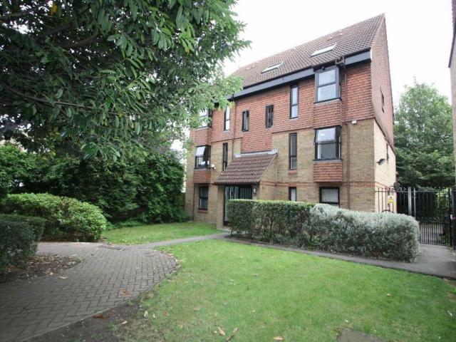 Studio for rent in Stepney, Greater London