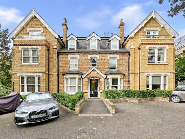 Apartment for rent in Debden Green, Epping Forest