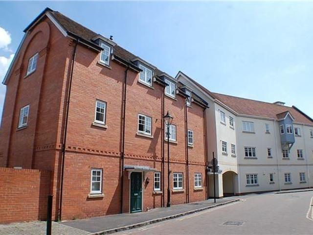Apartment for rent in Caldecott, Dromore