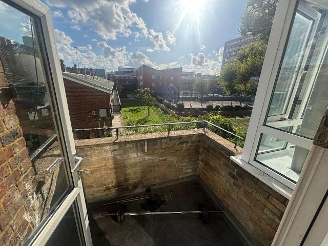 Apartment for rent in Old Kent Road, Greater London