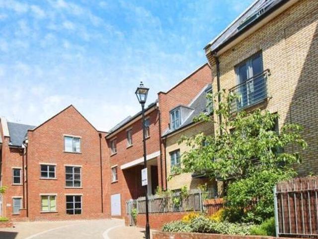 House for rent in King's Walden, Hertfordshire