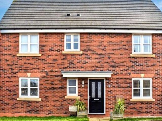 House for sale in Crookhill, Worcestershire