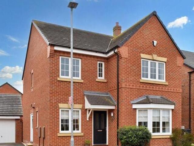 House for sale in Crookhill, Worcestershire