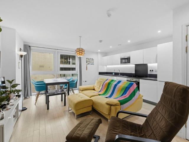 Apartment for rent in London Borough of Lewisham, Greater London