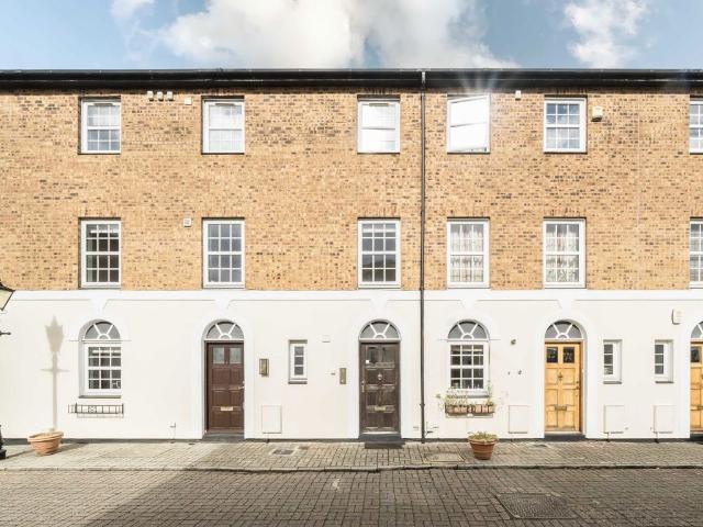 Apartment for rent in London Borough of Ealing, Greater London