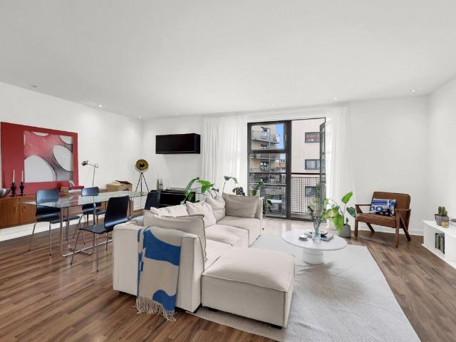 House for rent in Limehouse, Greater London