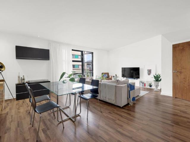 Apartment for rent in Limehouse, Greater London