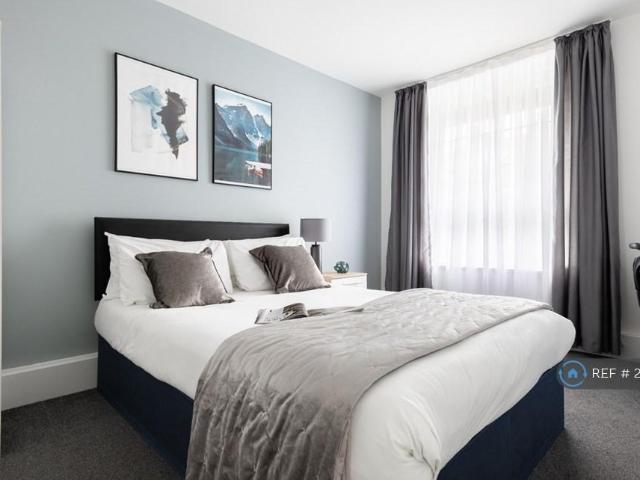 House for rent in Barnsbury, Greater London