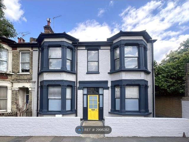 House for rent in Bellenden, Greater London