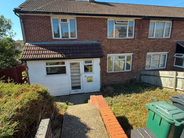House for rent in Red Hill, Surrey