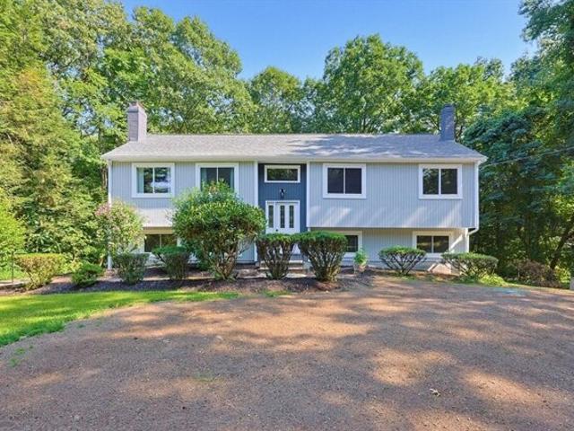 House for sale in Holliston, Massachusetts