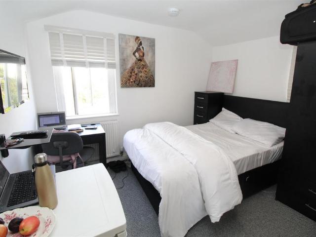House for rent in Falcon Lodge, Wales