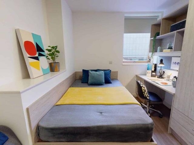 Studio for rent in Norbiton, Greater London
