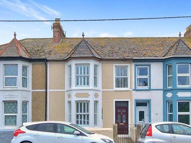 House for sale in Hayle, Cornwall
