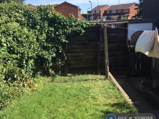House for rent in Grange Hill, Epping Forest