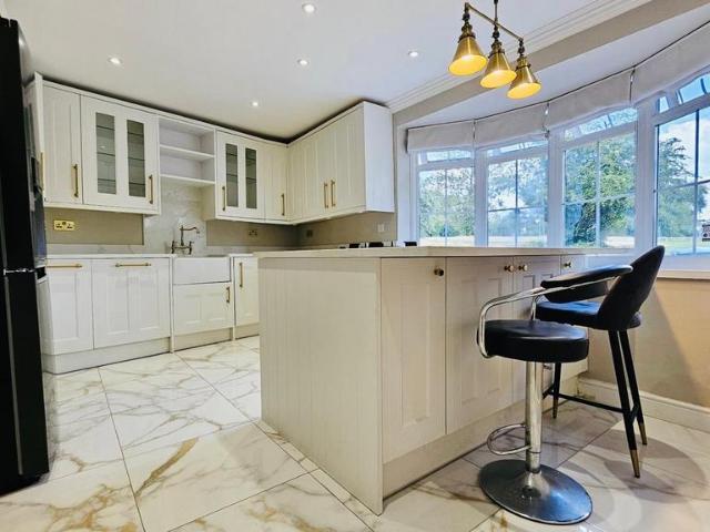 House for rent in Chigwell, Epping