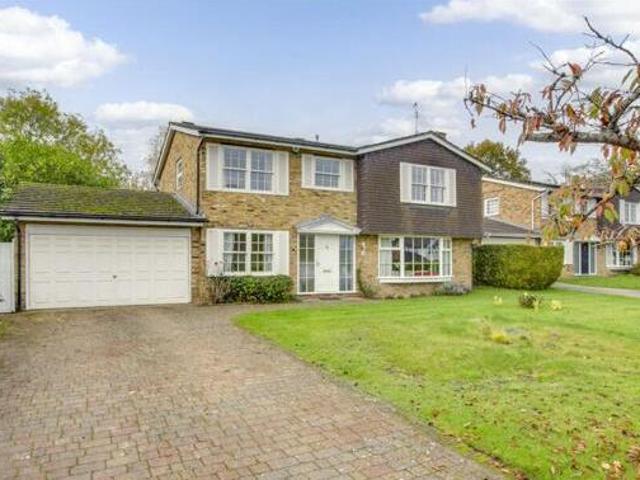 House for sale in Beaconsfield, Knotty Green