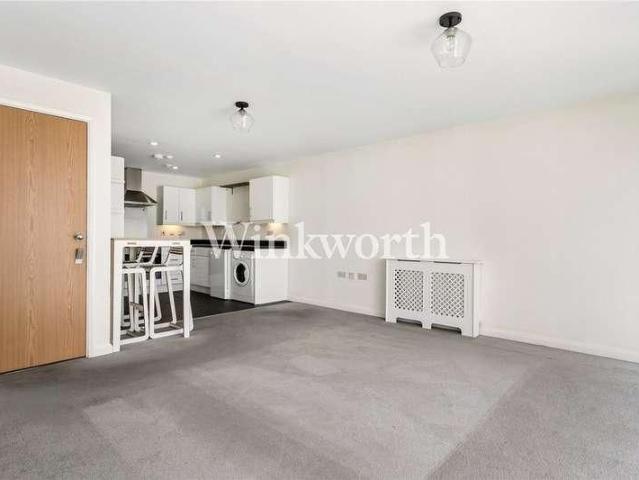 Apartment for rent in Tottenham Hale, Greater London