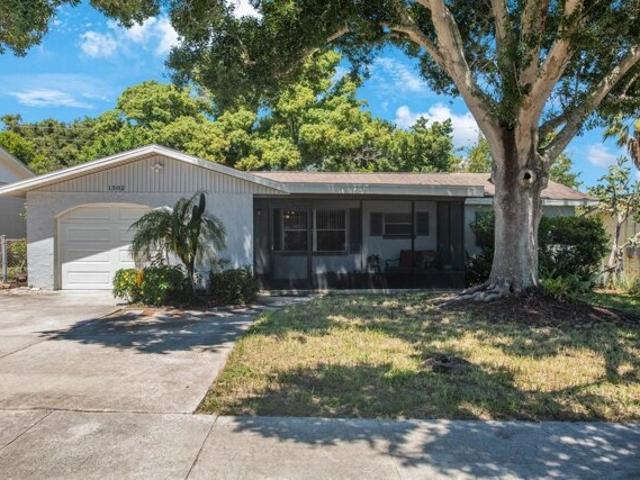 House for sale in Tarpon Springs