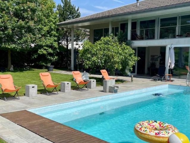Haus mieten in Coppet, Waadt