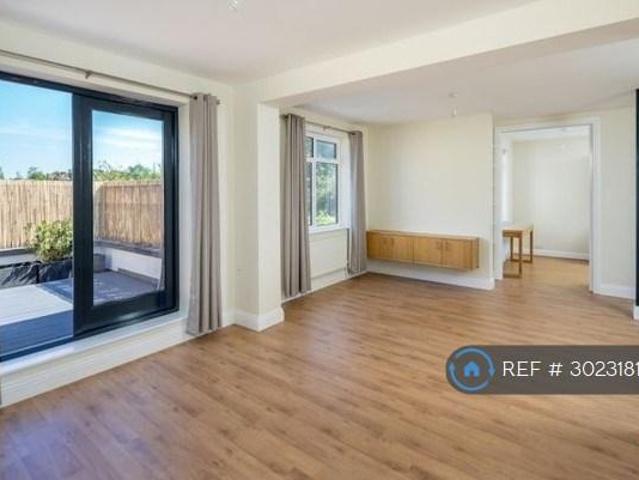 Apartment for rent in Muswell Hill, Greater London