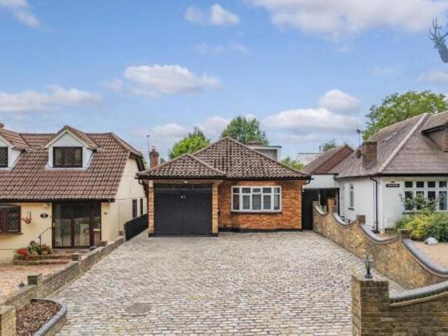 House for sale in Epping