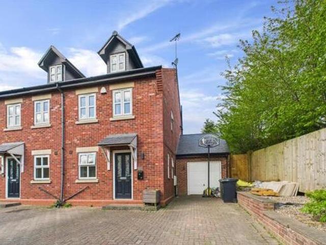 House for sale in Egginton, East Midlands