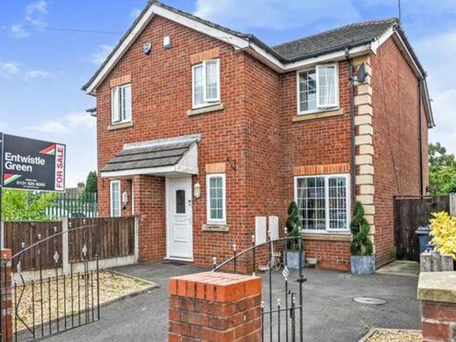 House for sale in Calderstones