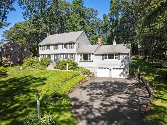 House for sale in Avon