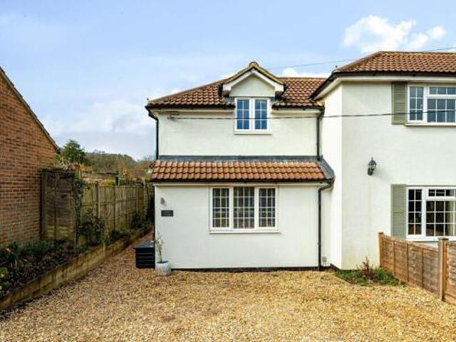 House for sale in Fole, Surrey