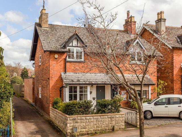 House for rent in Ewens Farm, Cheltenham