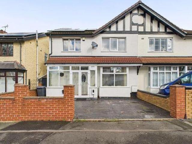 House for sale in Goldthorn Hill, Penn