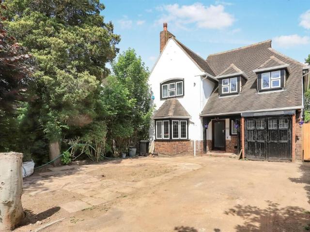 Apartment for rent in Goldthorn Hill, Wolverhampton