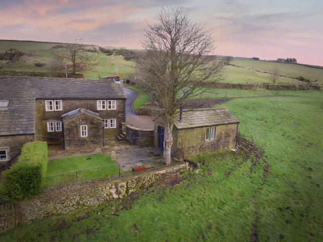 House for rent in Kelbrook and Sough, Higherford