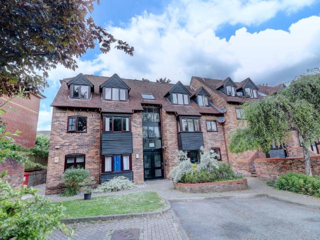 Apartment for rent in Castlefield, Cressex