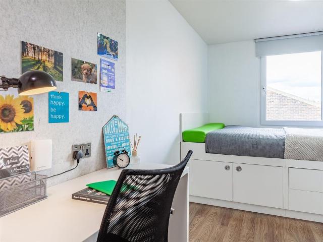 Studio for rent in Battle Field, Tyne And Wear