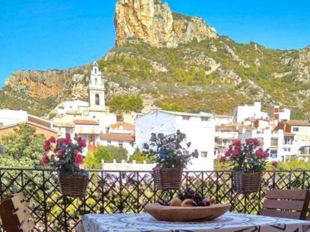Casa en alquiler en La Serranía, Valencia