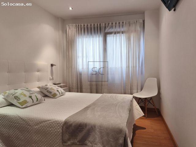 Piso en venta en Ares, Ferrol
