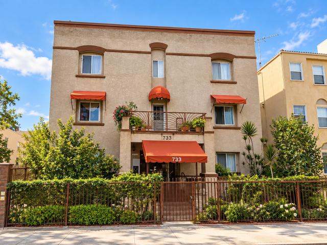 Apartment for rent in Canoga Park, California