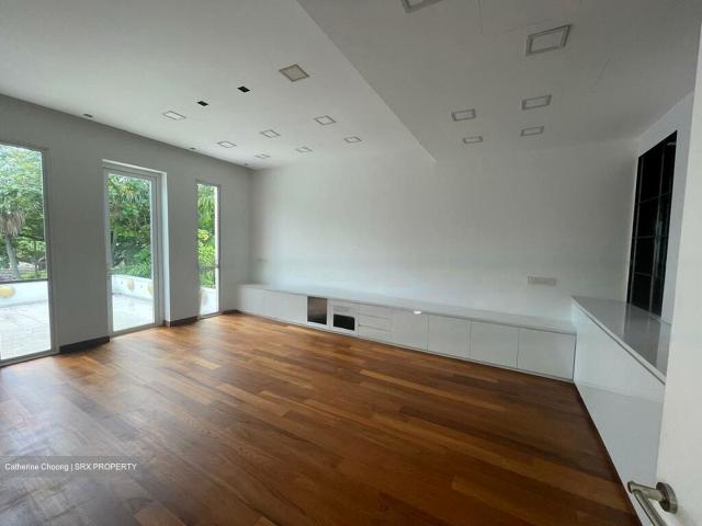 Detached House for sale