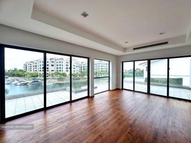 Detached House for sale