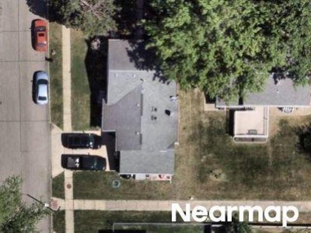 House for sale in Linn, Iowa
