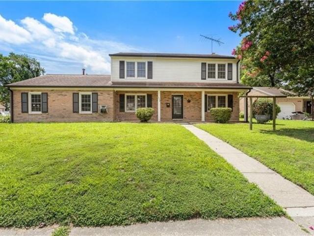 House for sale in Hampton House for sale in Hampton